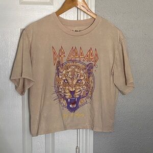 Band Cropped Tan Graphic T-Shirt Size XL